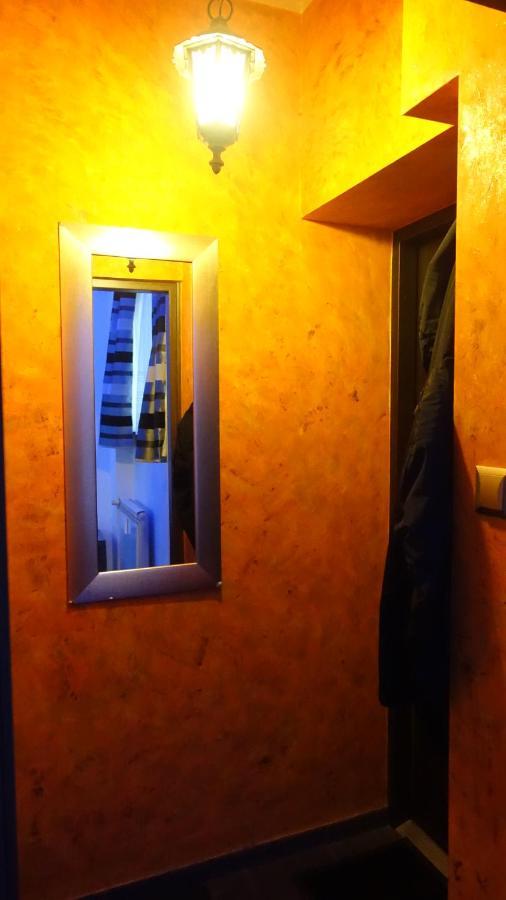 Apartament Neon Apartment
