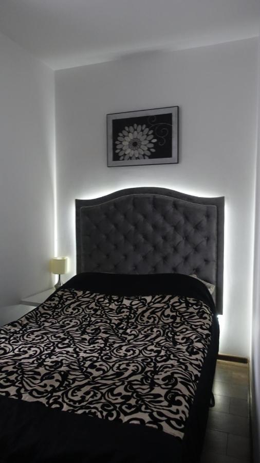 Apartament Neon Apartment *